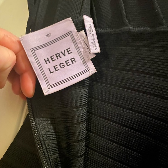 HERVE LEGER SIZE XS / only worn once - Picture 3 of 3